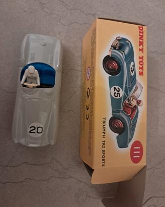 dinky toys  triumph tr2 sports automobile