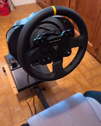 Volante Thrustmaster TX + postazione guida