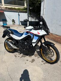 Honda transalp xl 750 anno 2025