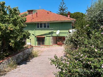 Porz. di villa indipendente, residence Scalea