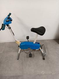 Cyclette con tachimetro timer e manopola durezza 