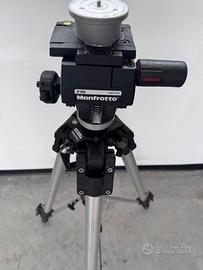 Treppiede Manfrotto con testa