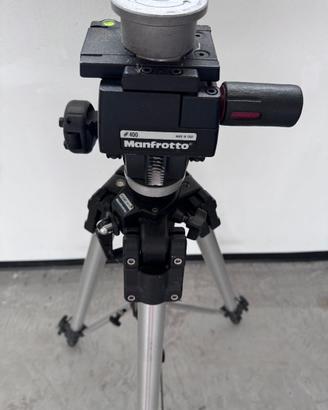 Treppiede Manfrotto con testa