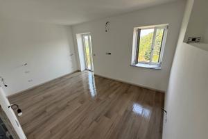 Trilocale appena ristrutturato