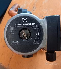 circolatore Grundfos UP 15-60