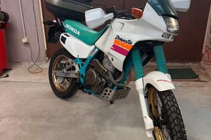 Honda NX 650 Dominator