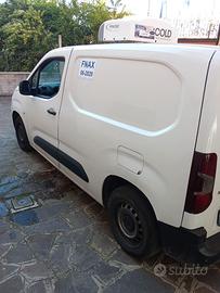 Furgone refrigerato