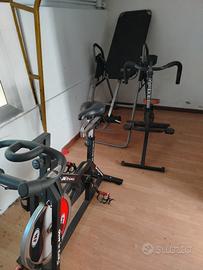 attrazzatura da palestra varia 