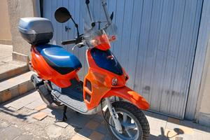 scooter Aprolia Rally accessoriato