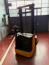 Carrelli elevatori Muletti