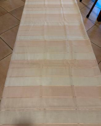 Scampolo per tende bianco e rosa
