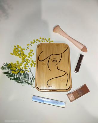 Portagioie in legno con disegno pirografato donna