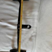 manubrio in carbonio piu attacco 