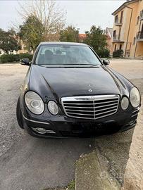 Mercedes E280