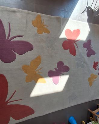 tappeto con fantasie per bambini