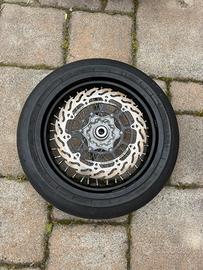 Cerchi Alpina Supermotard 16.5 /17 Metzeler Racete