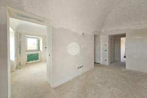 3 LOCALI A CALUSO