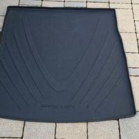 VASCA BAULE IN GOMMA ORIGINALE ALFA ROMEO STELVIO