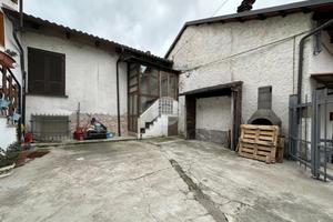 CASA SEMINDIPENDENTE A ALMESE