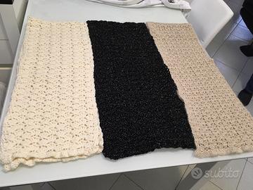 Sciarpe in lana fatte a mano ad uncinetto nuove