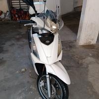 Kymco people 300