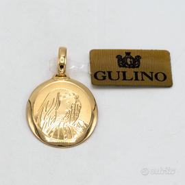 Ciondolo oro giallo 18 kt " Madonna" A.176