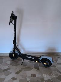 monopattino elettrico Nilox eV2