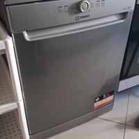 LAVASTOVIGLIE INDESIT