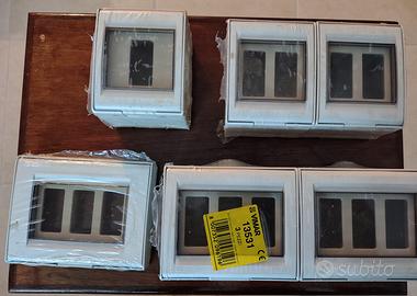 Lotto scatole e calotta IP 55 per Vimar 8000