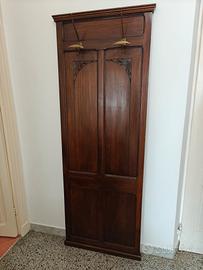 Appendiabiti in legno