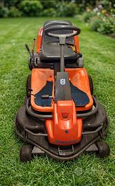 Trattorino tagliaerba husqvarna