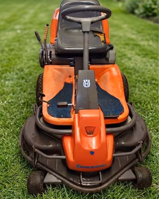 Trattorino tagliaerba husqvarna