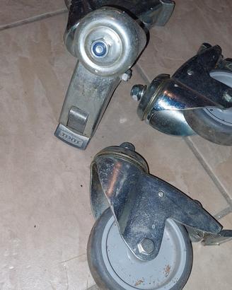 nr. 4 rotelle con ruote girevoli per carrelli.