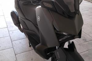 Yamaha X Max 300 Kamo 2025