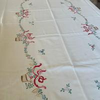 Tovaglia vintage ricamara a mano