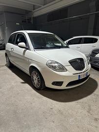 Lancia Ypsilon 1.3 MJT 75 CV Neop. Unico Prop. Eur