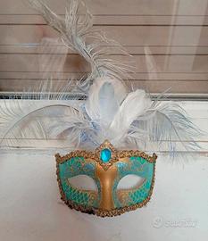 maschera veneziana in cartapesta 