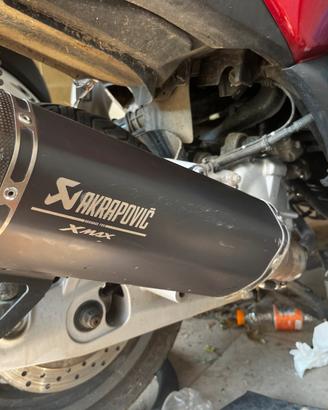 scarico akrapovic xmax125