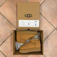 Stivaletti UGG donna taglia 36