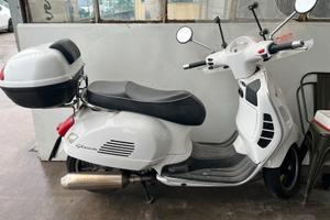 Piaggio Vespa 300 GTS ie - 2009