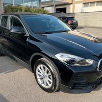 Bmw X2 sdrive18d 150cv Advantage auto LED/NAVI/PDC