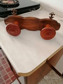 appendiabiti in legno massiccio, arte povera.. 