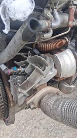 Motore Mercedes 1.5 quinto iniettore sul turbo