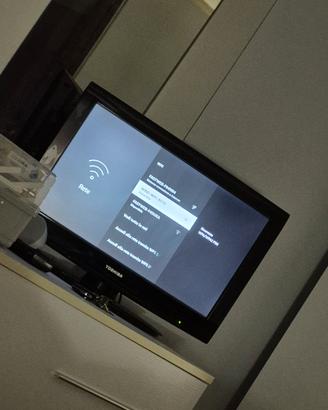 tv toshiba 21" e Amazon firestick