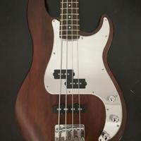 Basso Squier Standard P-Bass Special V 2006 Walnut