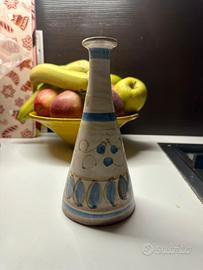 Caraffa ceramica disegnata a mano