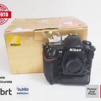 Nikon D5 ( Slot Schede XQD )
