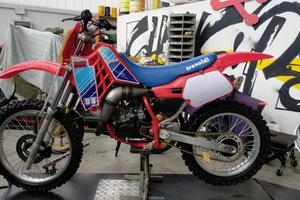 Moto YRDOLDI