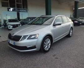 Skoda Octavia 1.6 TDI 105 cv Wagon Executive