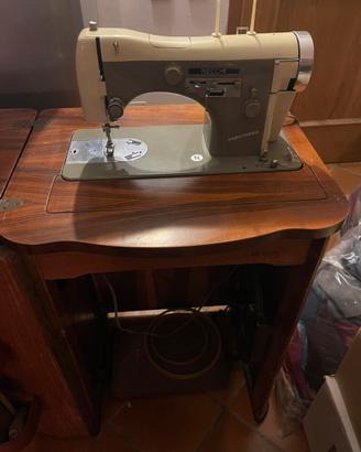 Macchina da cucire Necchi supernova VINTAGE